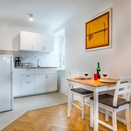 Center Warsaw- Apartamenty Smolna Exterior photo